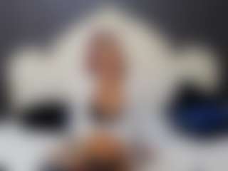 SerenaBFF's Live Sex Cam Show