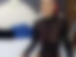 Live cam show with SerenaBFF - Thin on Stripli.com