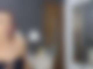 Live cam show with SerenaBFF - Green Eyes on mypornchat.com