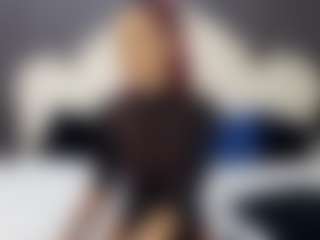 Live cam show with SerenaBFF - Smoking on Camsoda