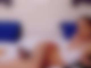 SerenaBFF's Live Sex Cam Show