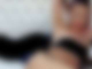 Live cam show with SerenaBFF - Green Eyes on https://playwithruby.com