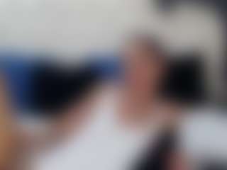 SerenaBFF's Live Sex Cam Show