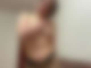 Live cam show with TemikaMcginity - Blue Eyes on Fit Hotties