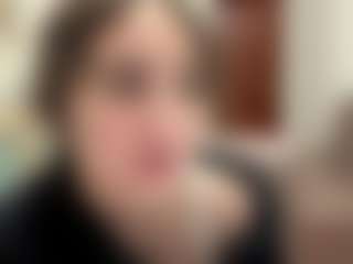 Live cam show with TemikaMcginity - Body Massage on liverealitysex.com