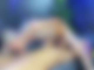 Spettacolo in cam dal vivo con YolePero - Russian su Camsoda