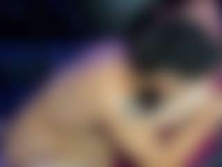 Live cam show with YolePero - Tease on Milf Play