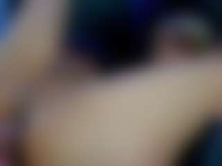 Live cam show with YolePero - Average on Camsoda