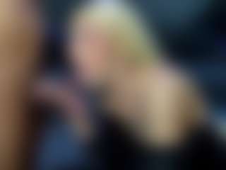 Live cam show with YolePero - Silver Fox on Camsoda