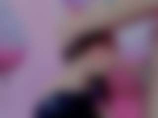 Live cam show with YolePero - Average on Camsoda