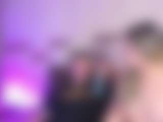 AngelaAndAnllelo's Live Sex Cam Show