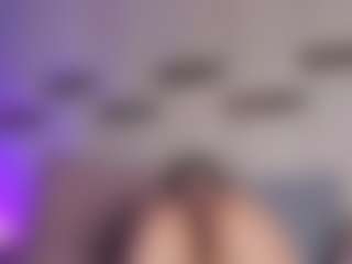Live cam show with AngelaAndAnllelo - Muscle on luckytryst.com