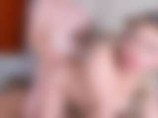 AngelaAndAnllelo's Live Sex Cam Show