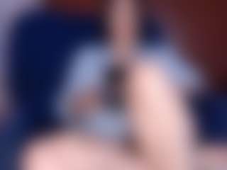 Live cam show with Carolineblich - Mature on Soda Cam