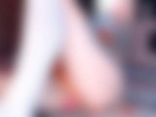 Live cam show with Carolineblich - Nipple Piercings on Cam Slut
