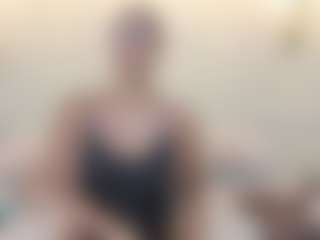 Live cam show with Gabysanta - Ass Bouncing on Milf Play