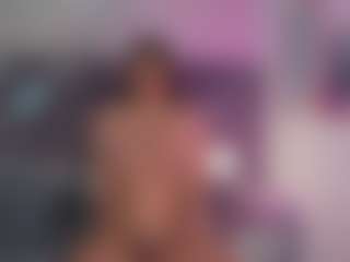 Live cam show with AlinnaJohnson - Brown Hair on Fapmatic.com