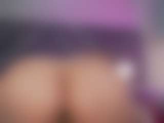 Live cam show with AlinnaJohnson - Butt Plug on fapnchat