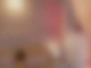 Live cam show with AlinnaJohnson - Ass Clapping on Camsoda