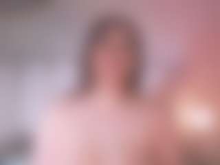 Live cam show with AlinnaJohnson - Butt Plug on Dare Cams