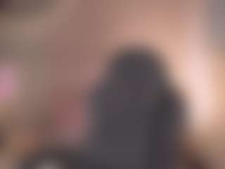 Live cam show with AlinnaJohnson - Cowgirl on MyBangCams