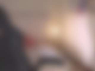 Live cam show with AlinnaJohnson - Body Massage on Livezox