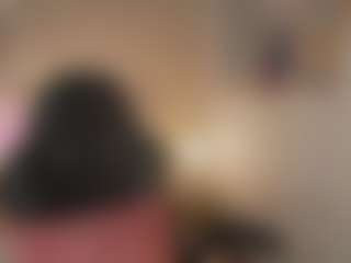 Live cam show with AlinnaJohnson - Body Massage on Gym Cam Girls