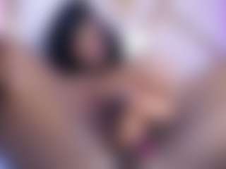 Live cam show with Charlotte-miles - Ebony on TottyGirls | colombia