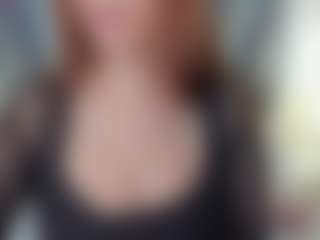 Live cam show with curvy-samantta - Nipple Piercings on Camsoda