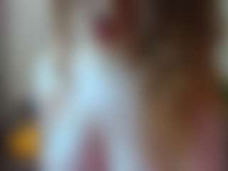 Live cam show with KateNotley - MILF on Camsoda Late Night