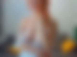 Live cam show with KateNotley - Normal on Uber Horny