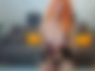 Live cam show with KateNotley - Spank MILF on Dolls Live