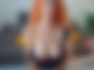 Live cam show with KateNotley - Cute on madthumbs