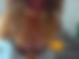 KateNotley MILF webcam performer live streaming