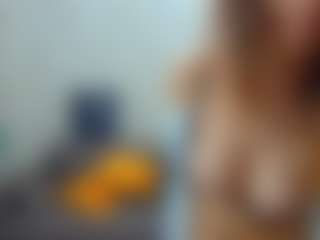 Live cam show with KateNotley - Brown Hair on Camsoda