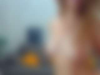 KateNotley MILF webcam performer live streaming