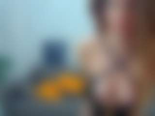 KateNotley MILF webcam performer live streaming