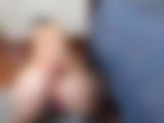 laguber's Live Sex Cam Show