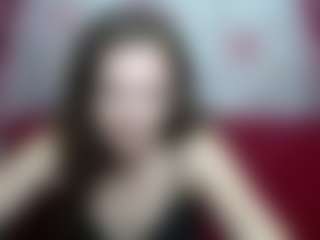 Live cam show with MeganPirs - Thick on StripNow