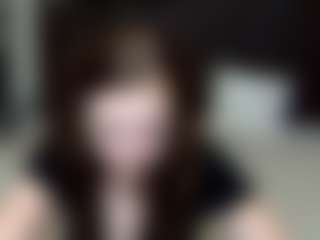 Live cam show with MeganPirs - Thick on eurowanks.com