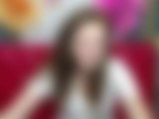 Live cam show with MeganPirs - Thin on CamwithHer