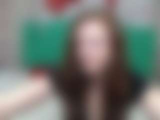 Live cam show with MeganPirs - Brown Hair on Camsoda