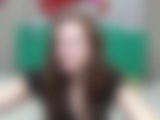 Live cam show with MeganPirs - Skinny on Camsoda