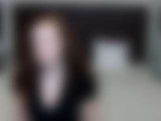 Live cam show with MeganPirs - Facial Piercings on Cam Slut