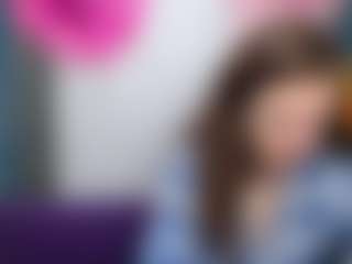 Live cam show with MeganPirs - Fingering on instabang