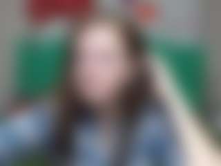 Live cam show with MeganPirs - Thick on Mixed Magazine Live