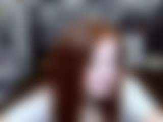 Live cam show with MeganPirs - Skinny on Camsoda