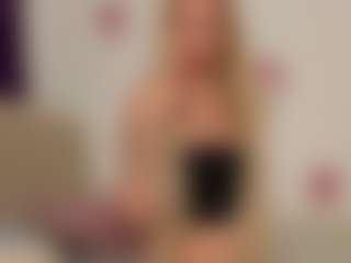 Live cam show with MilkyJulyG - College on Fit Hotties