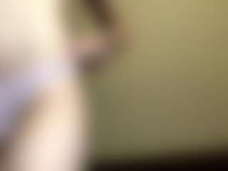 Auesha's Live Sex Cam Show