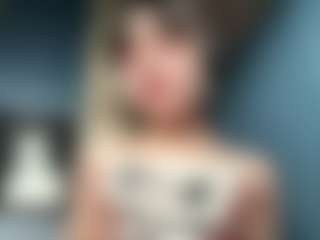 Auesha's Live Sex Cam Show